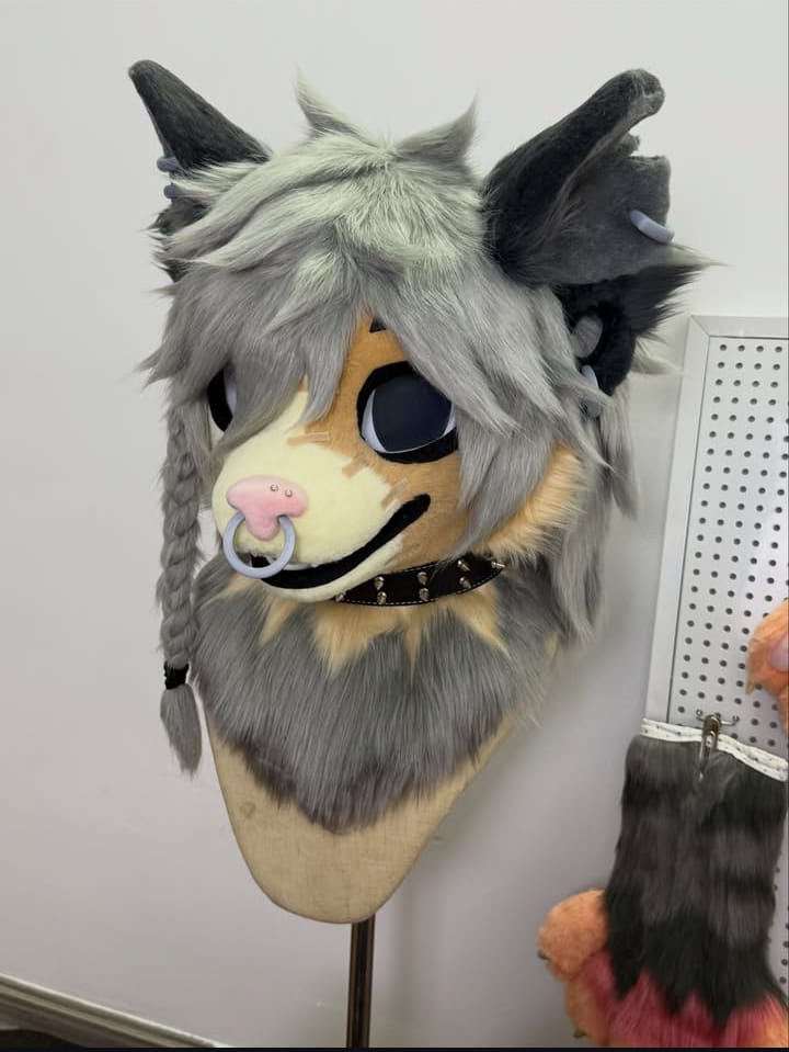 Ash, fursuit head
